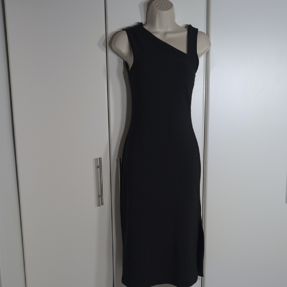 Evolution Chic Black One-Shoulder Sheath Cocktail Dress